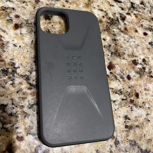 URBAN ARMOR GEAR UAG Designed for iPhone 13
